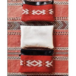 Pochette artisanale berbère en laine tissée