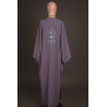 Kimono Lavande en Crêpe – Broderie Berbère Géométrique