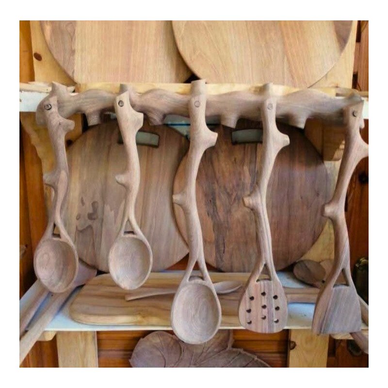 Ustensiles de Cuisine en Bois Sculpté