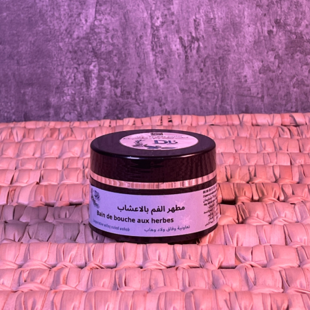 Bain de Bouche aux Herbes – Soin Naturel