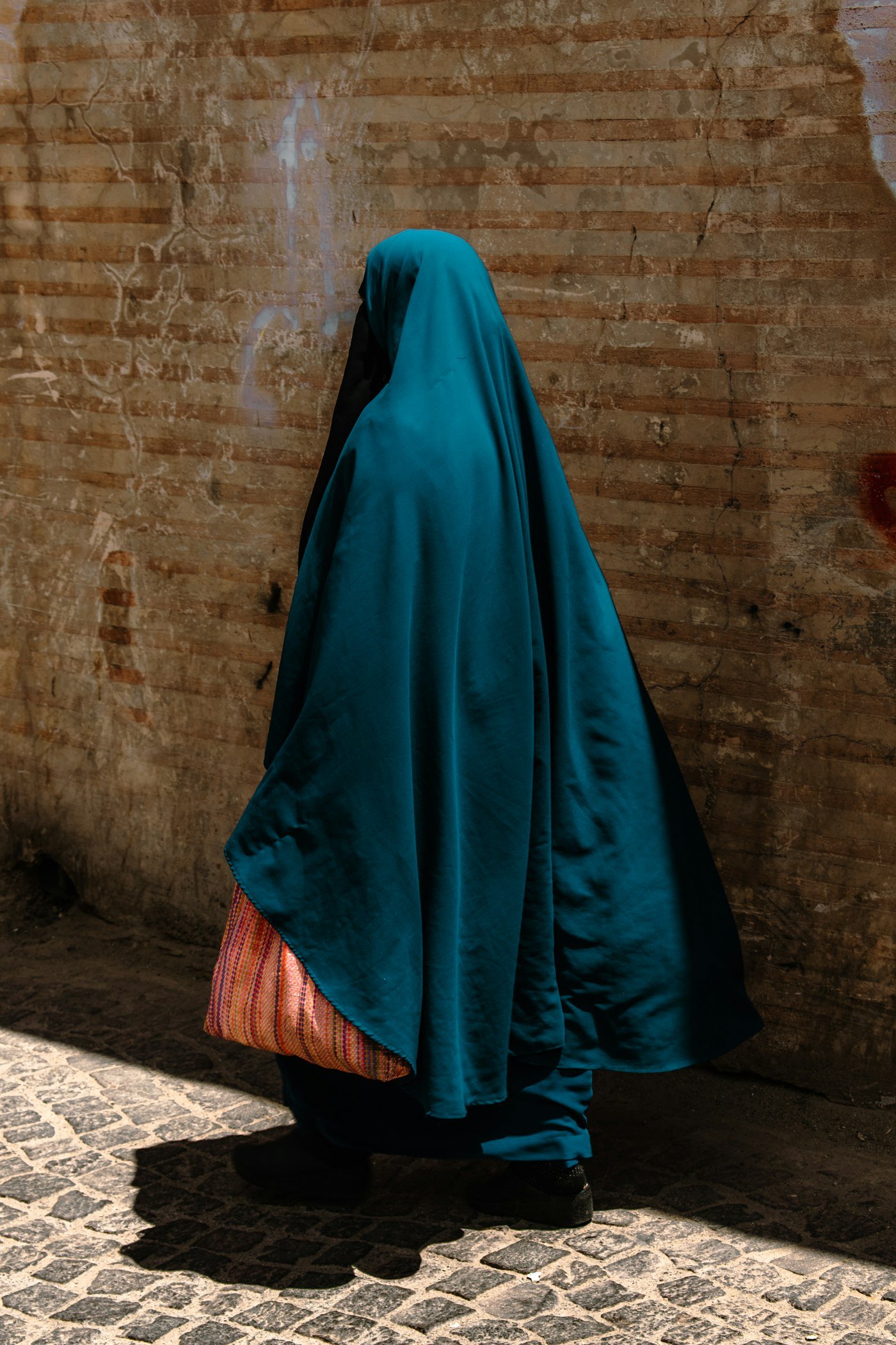 دخل غير مستقر